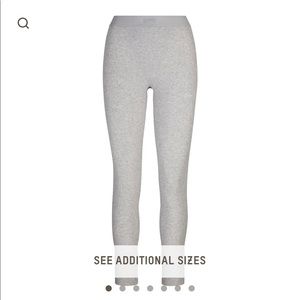 Skims Cotton Ribbed Legging in Gray